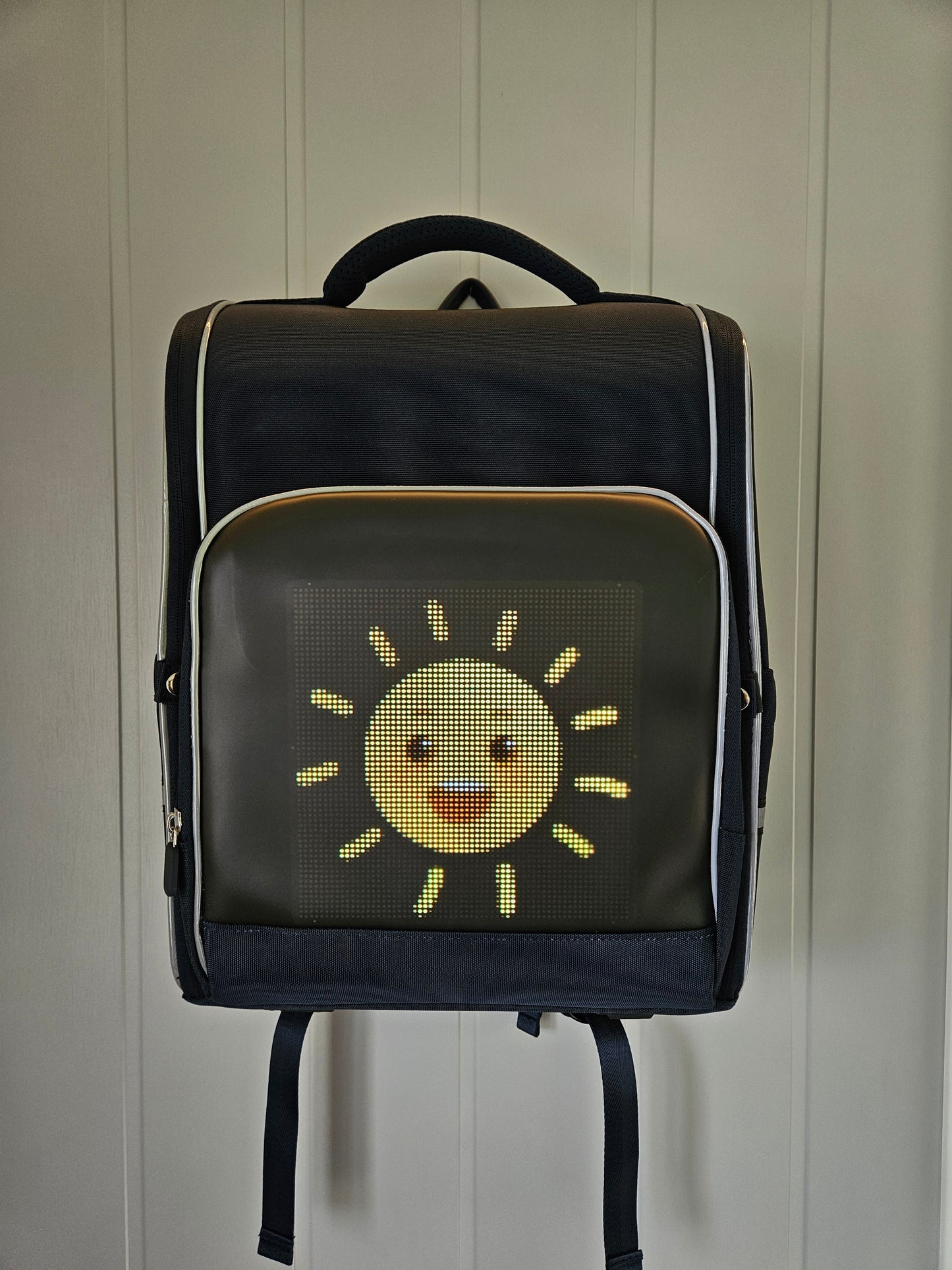 LED Skolesekk med Powerbank USB